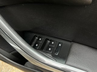 /photos/12553/0520d4af-9611-2153-66f1-07fd079bb3de_i320x240.jpg
