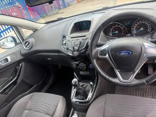 /photos/12553/49aa62e1-4f88-1cdc-3836-571f4bc6ab4e_i320x240.jpg