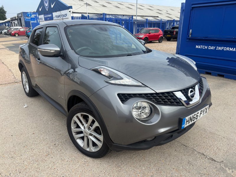 Nissan Juke 1.5 dCi N-Connecta SUV 5dr Diesel Manual Euro 6 s/s 110 ps for sale in Portsmouth