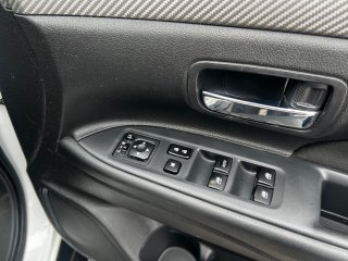 /photos/12553/95e8c551-12cf-efbb-f78d-2f98a732b20b_i320x240.jpg