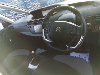 /photos/12553/979b8c48-d57d-43e7-81f5-3e9e69b3d53b_i320x240.jpg