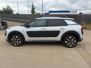 /photos/12553/9d8ea6c5-67cf-737d-29b5-ce02f4468070_i320x240.jpg
