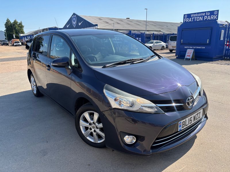 Toyota Verso 1.6 D-4D Icon MPV 5dr Diesel Manual Euro 6 s/s 112 ps for sale in Portsmouth