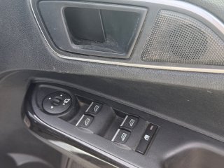 /photos/12553/c73351ea-9084-29fc-83a3-5e5689a9d1fe_i320x240.jpg