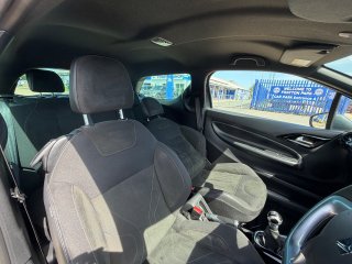 /photos/12553/cf76d2f5-b329-935a-c20d-4e2d17675718_i320x240.jpg