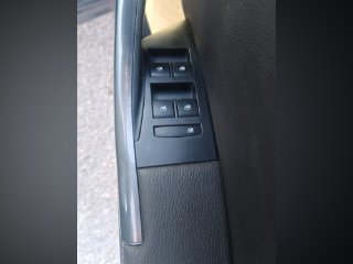 /photos/12553/d036d5c2-36f5-2a45-912a-973b97b8ed70_i320x240.jpg