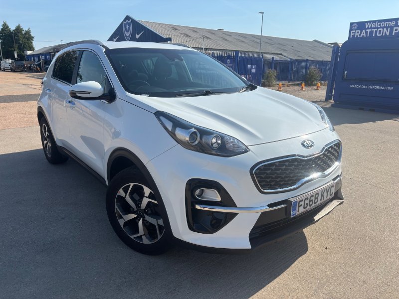 White 2018 Kia Sportage 1.6 CRDi 2 SUV 5dr Diesel Manual Euro 6 s/s 134 bhp in Portsmouth
