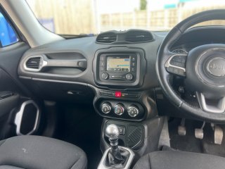 /photos/12553/f76d03a3-8491-7c40-8f27-d222758ce1c5_i320x240.jpg