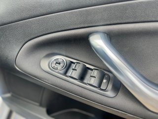 /photos/12553/ff5f7a4b-bc1e-4169-08e6-125c1719781e_i320x240.jpg
